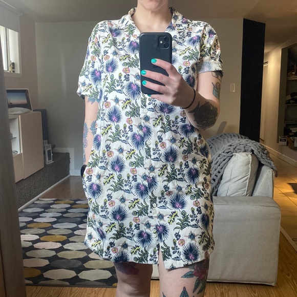 Vans Dresses & Skirts - Vans Floral Print Shirt Dress